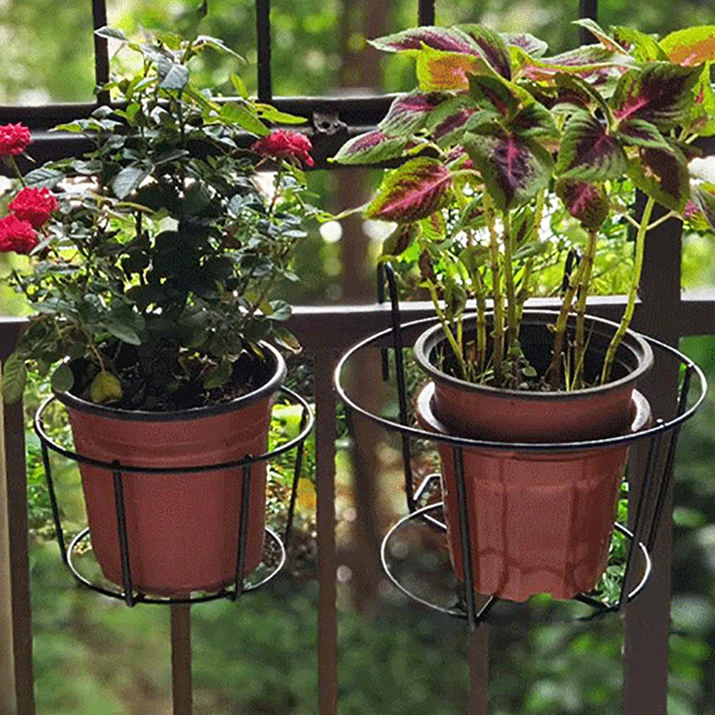 Round Iron Hanging Balcony Bracket