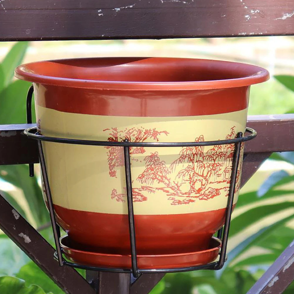 Round Iron Hanging Balcony Bracket